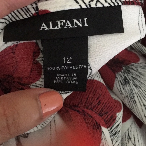 Alfani Floral Print Wrap Blouse women's top - Picture 5 of 5